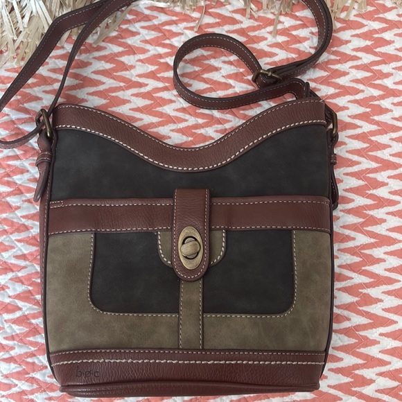 B.o.c. Born Concepts Purse Handbag Incredible Faux Leather PERFECT- Unused - Picture 1 of 7